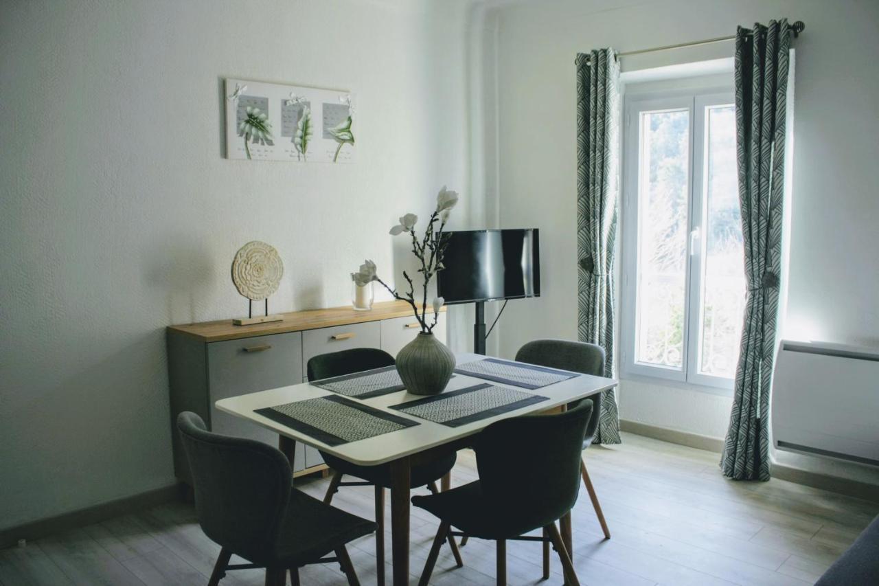Charmant Appartement Au Coeur Des Gres D Annot Buitenkant foto